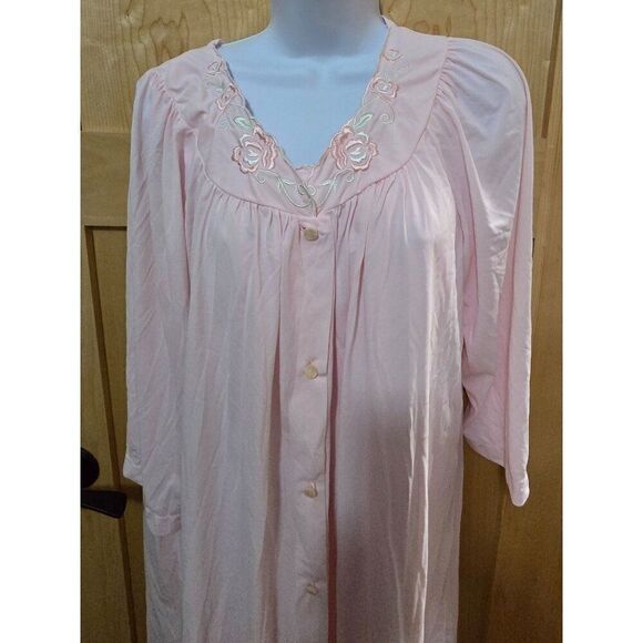 Vintage Pink Nightgown & Robe Set Embroidery Floral Details Lightweight Sleepwea - Picture 6 of 11